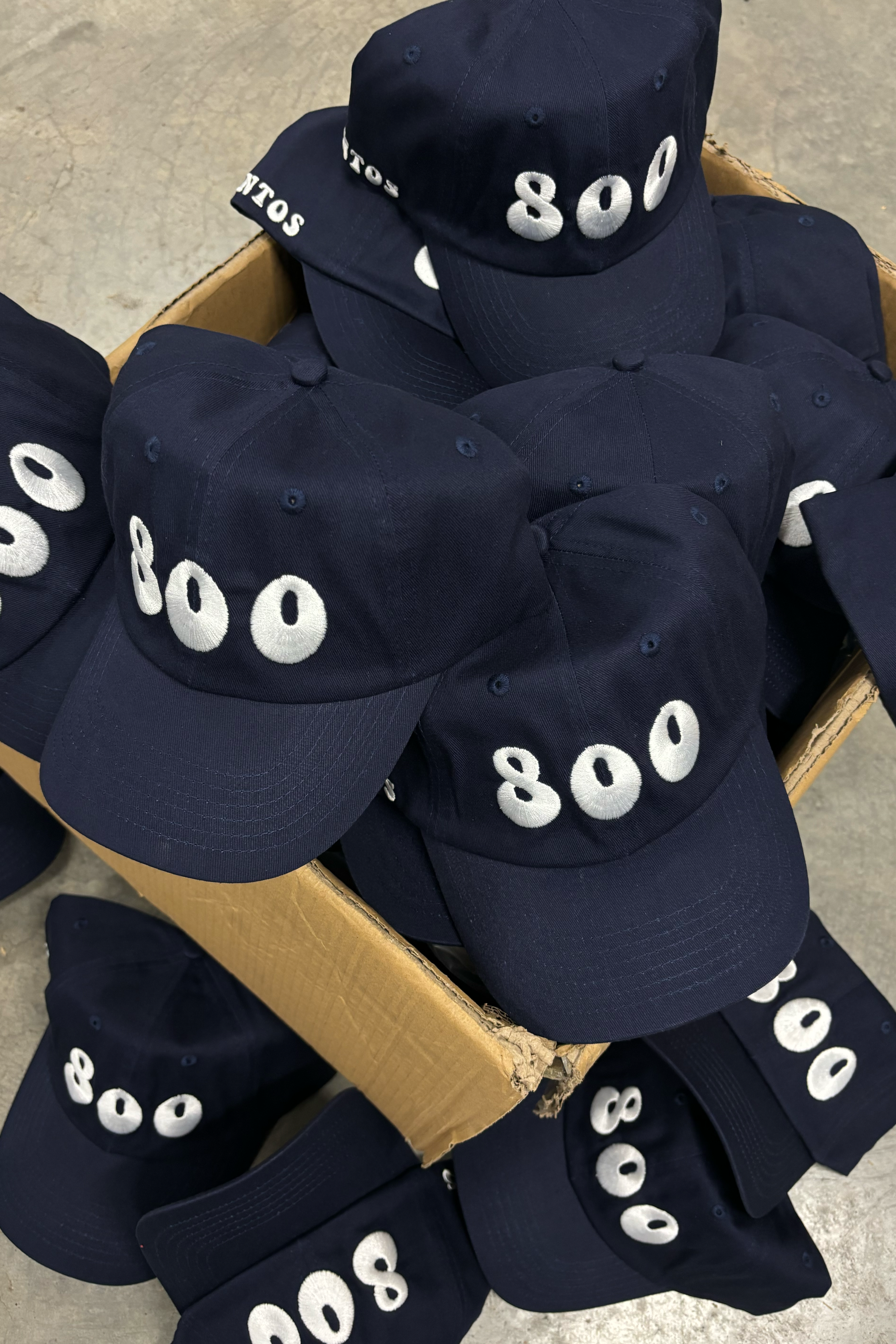 800 - navy